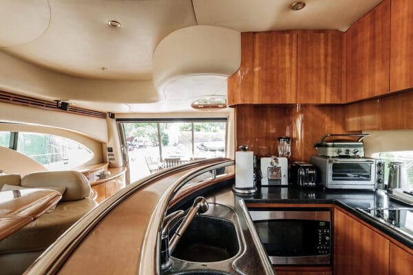 Yacht Services at Tamy Tours