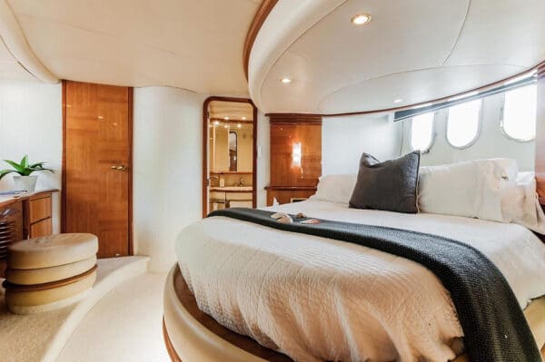 Yacht Services at Tamy Tours